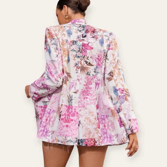 💖 NWOT/SHEIN Privé Random Floral Print Blazer 💖 - Picture 5 of 7